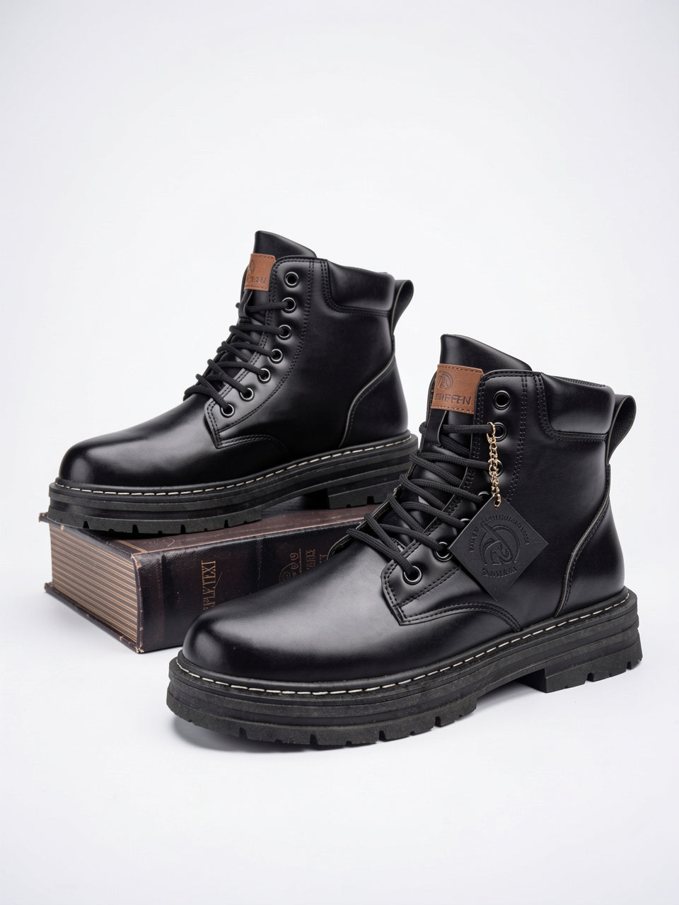 Bottes Lacées Cheville Homme Cuir Végan Chunky - Noir EU 38 / US 7 / UK 6