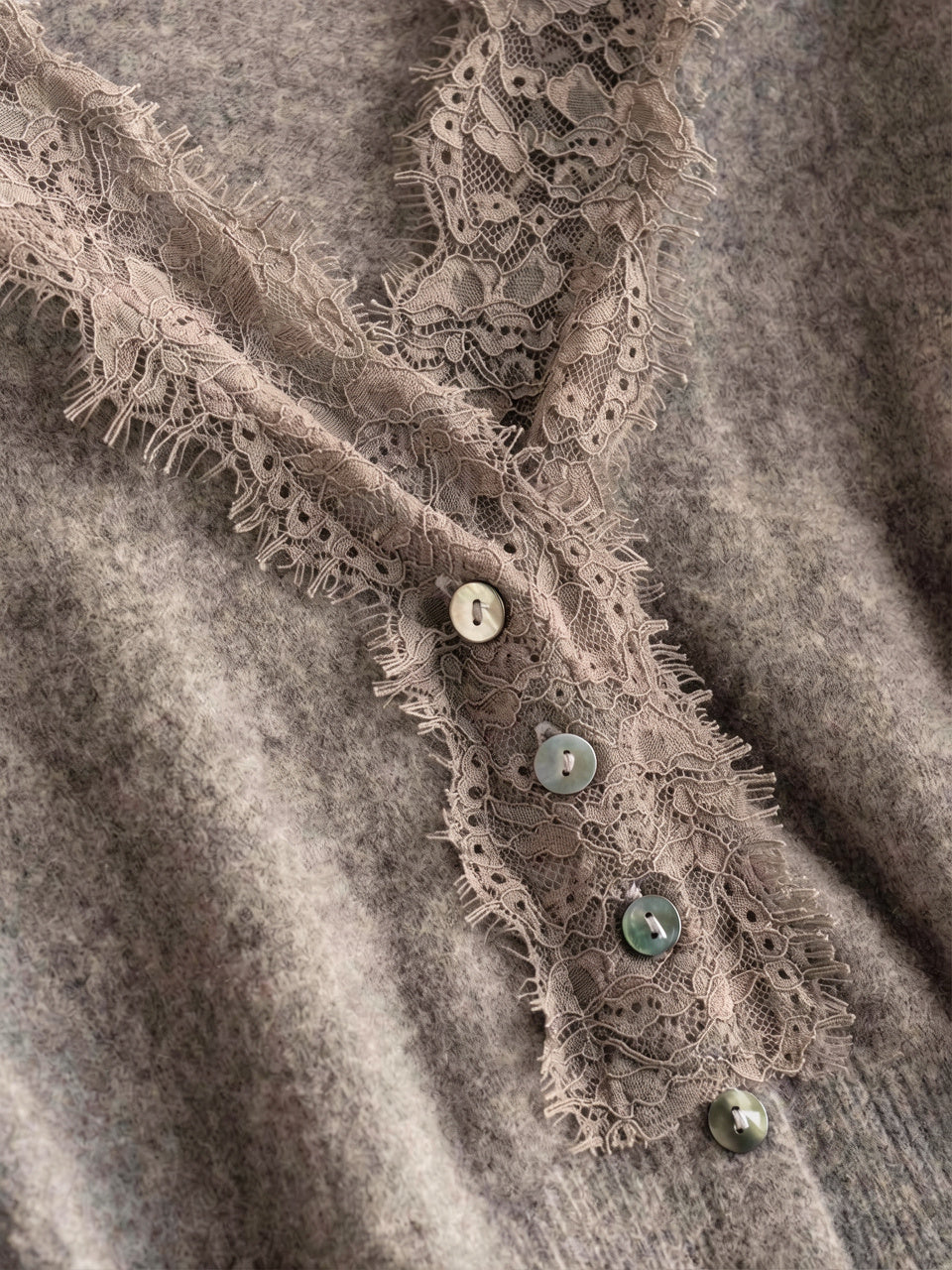 Cardigan Dentelle Cachemire Col V Femme - 44